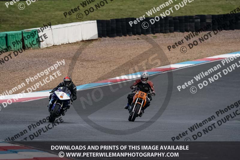 enduro digital images;event digital images;eventdigitalimages;mallory park;mallory park photographs;mallory park trackday;mallory park trackday photographs;no limits trackdays;peter wileman photography;racing digital images;trackday digital images;trackday photos